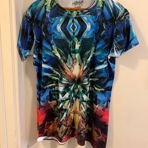 Short sleeve shirt with funky Jem Chrystal design